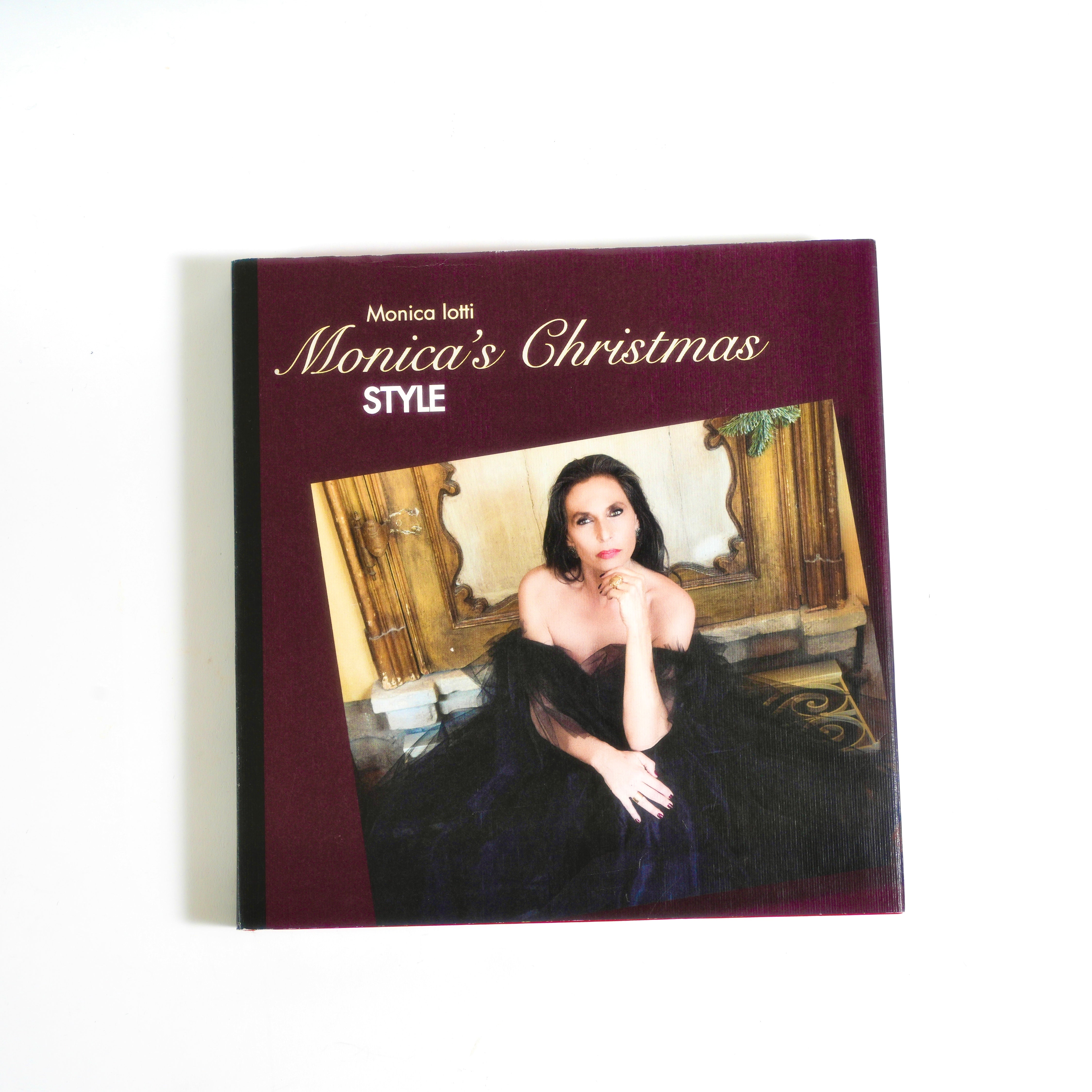 MONICA'S CHRISTMAS STYLE