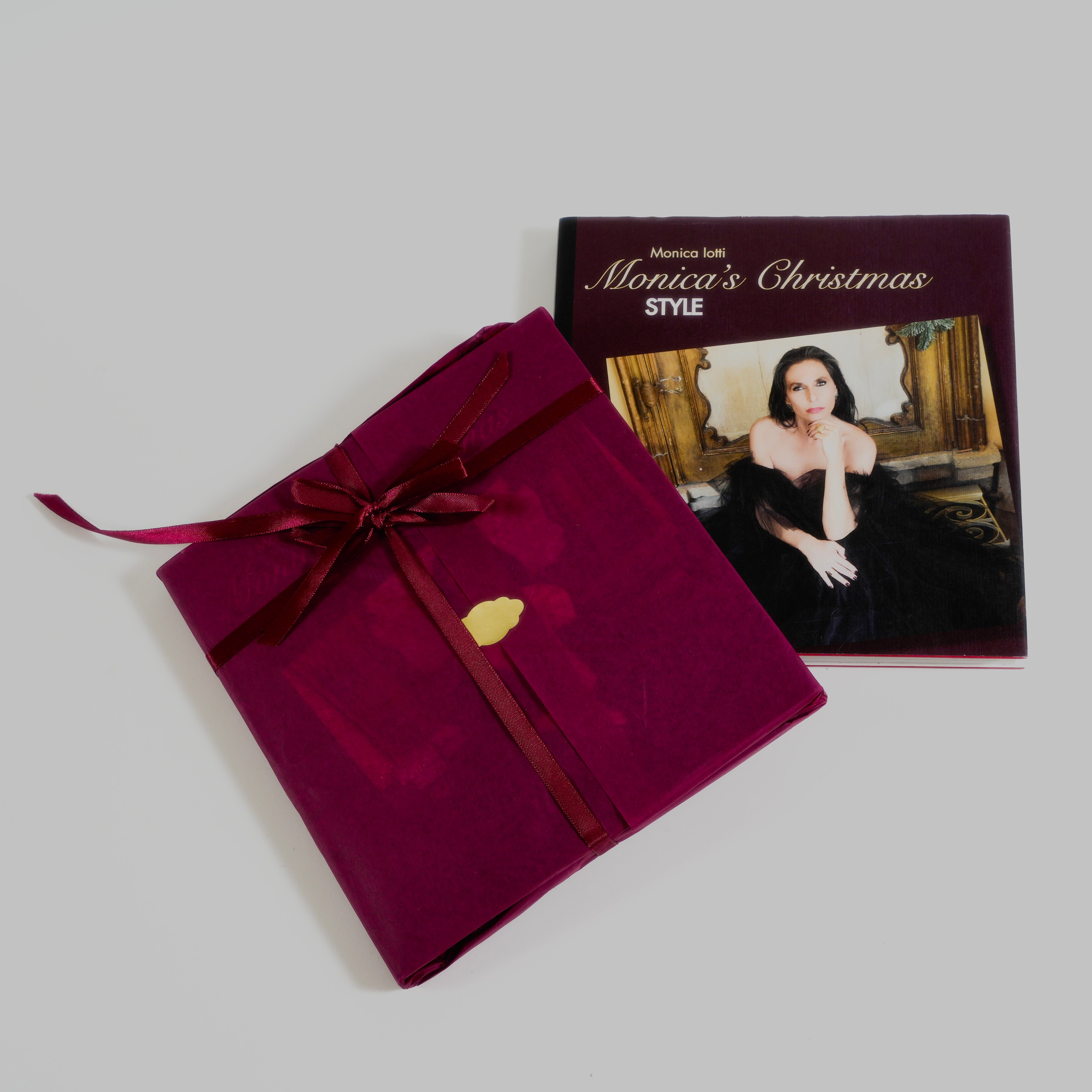 MONICA'S CHRISTMAS STYLE