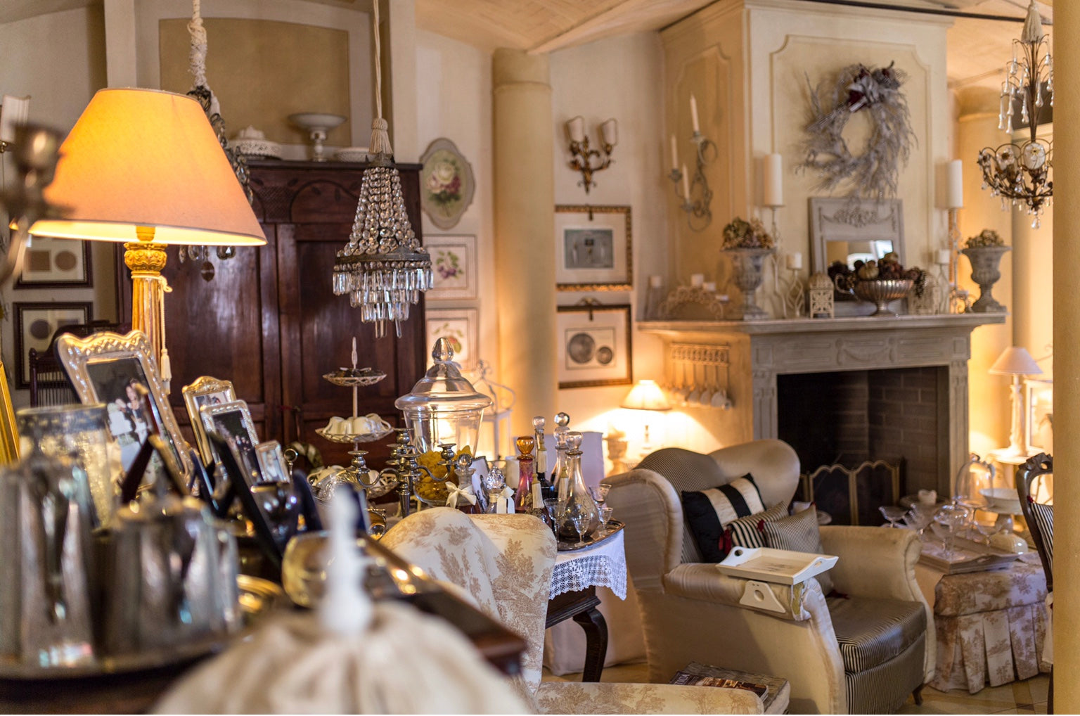 MONICA'S CHRISTMAS STYLE