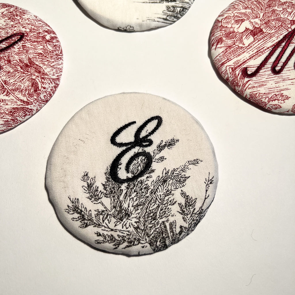 SEGNAPOSTO “LETTERE TOILE DE JOUY ROSSO”