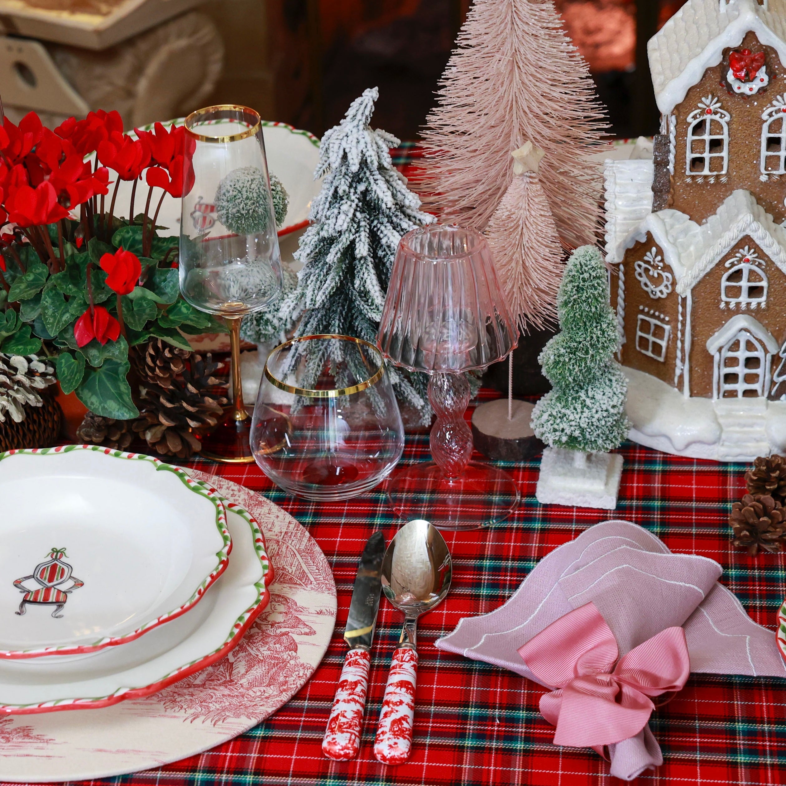 SET DI 4 POSATE “TOILE DE JOUY ROSSO”