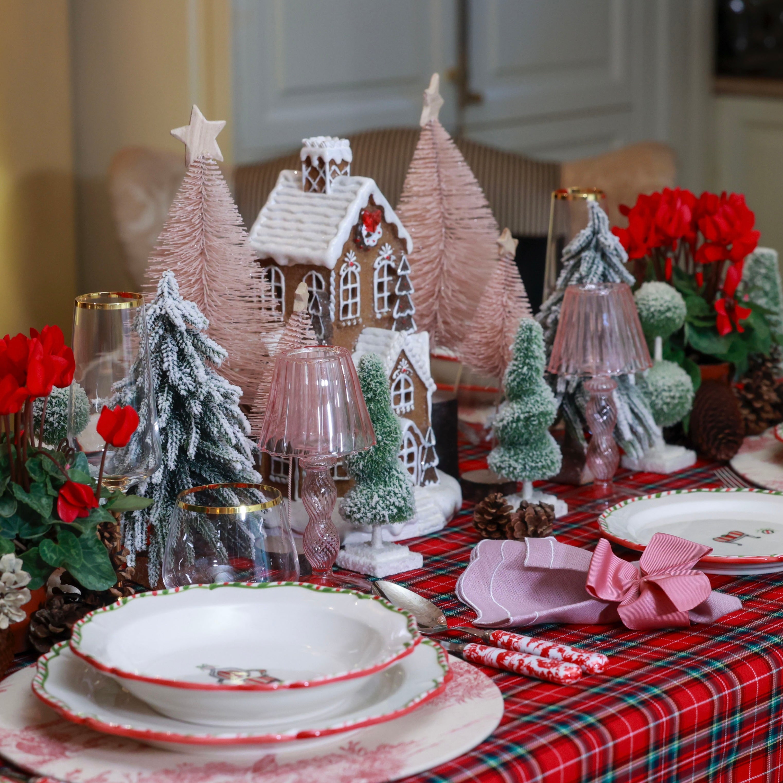 MAXI CASA A LED "PAN DI ZENZERO"