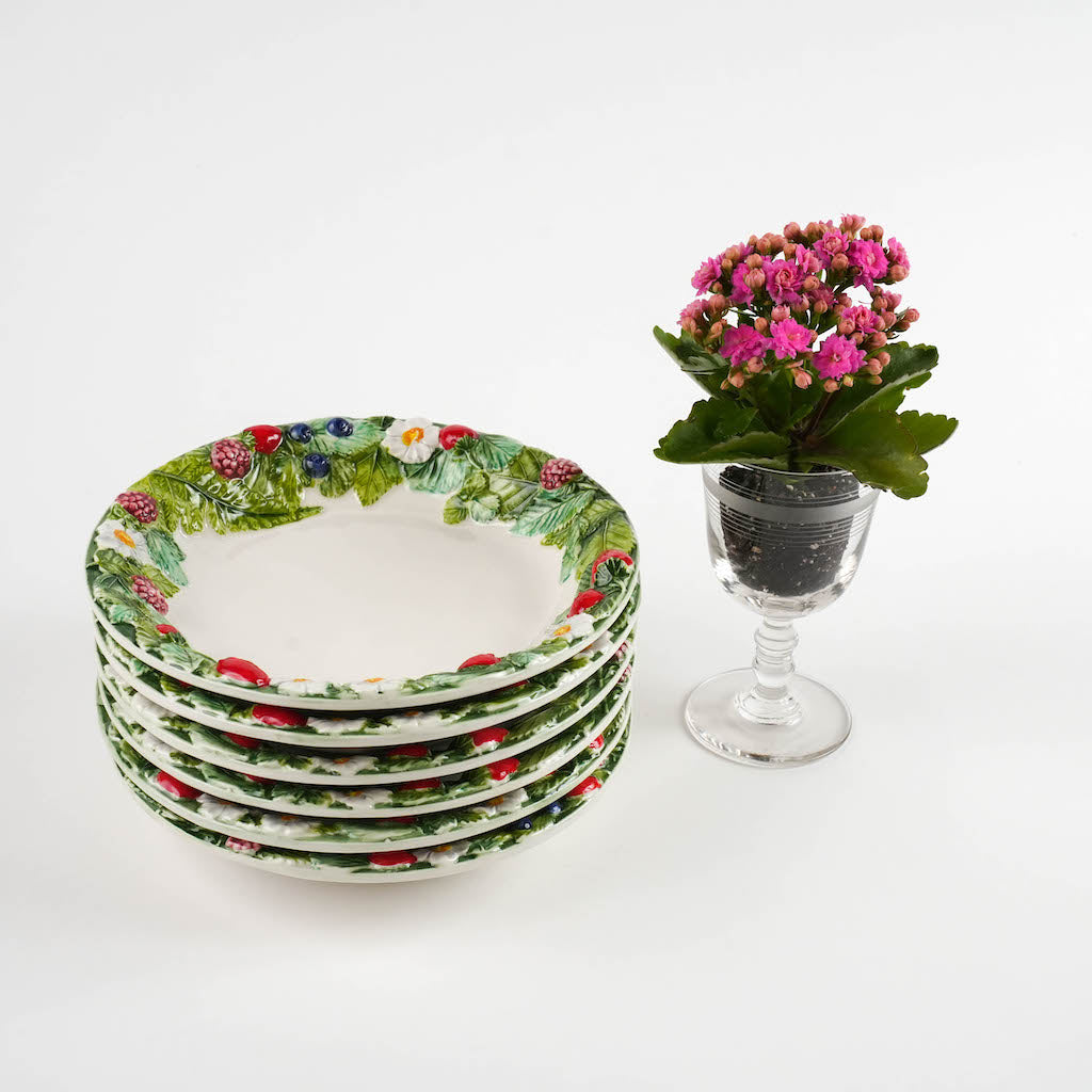 piatto piano frutti di bosco