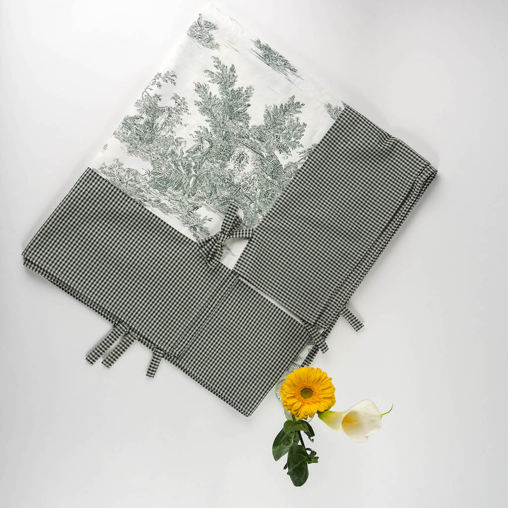 tovaglia toile de jouy verde e quadri