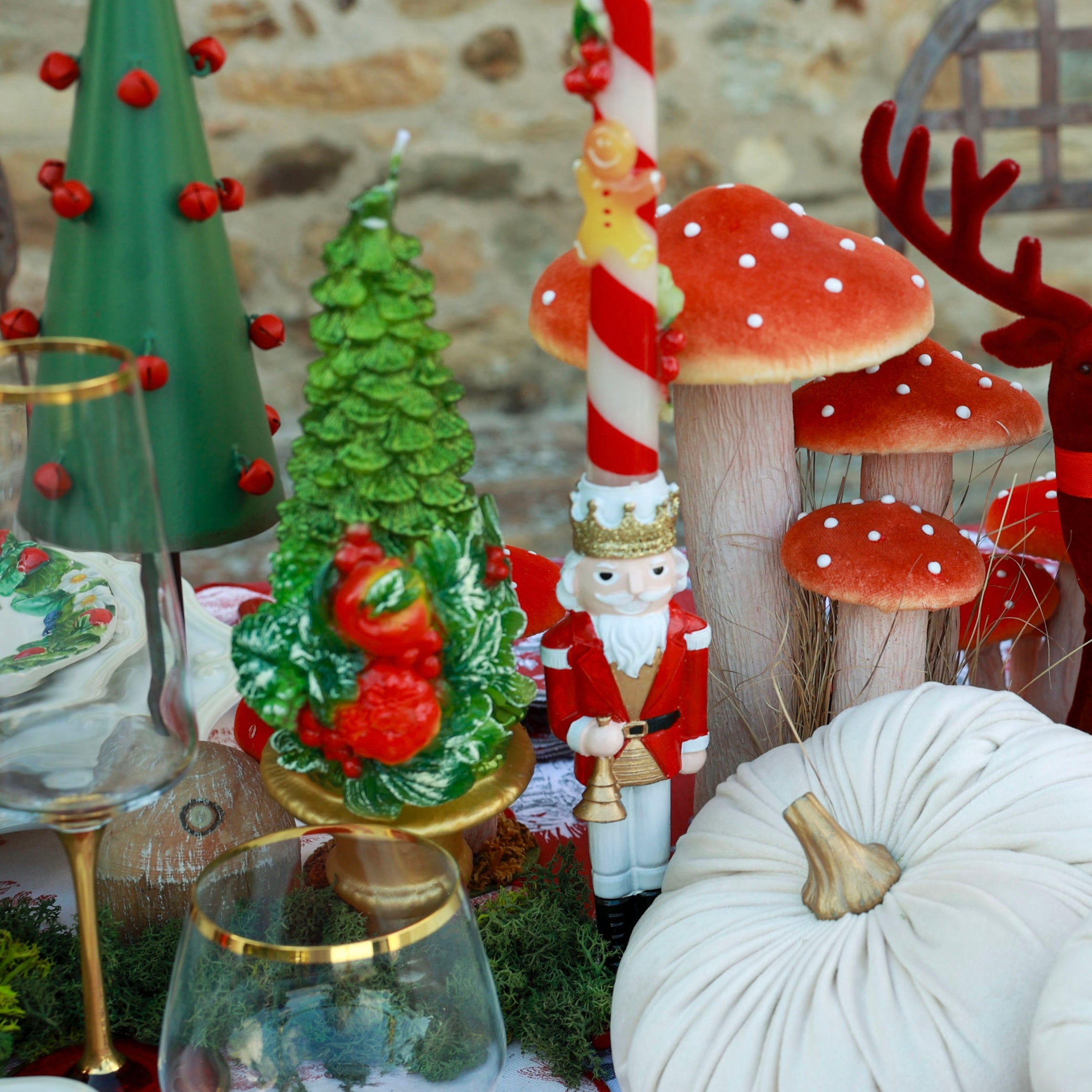 SET 2 PORTACANDELE "SCHIACCIANOCI"