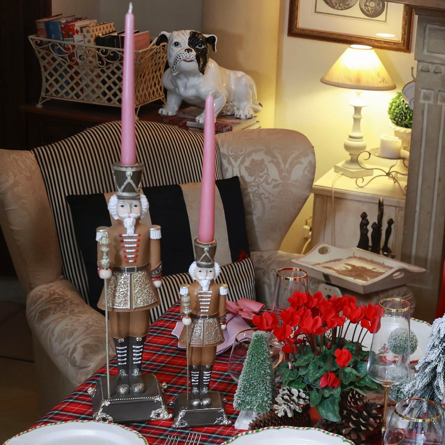 CANDELE CONICHE "ROSA CIPRIA"