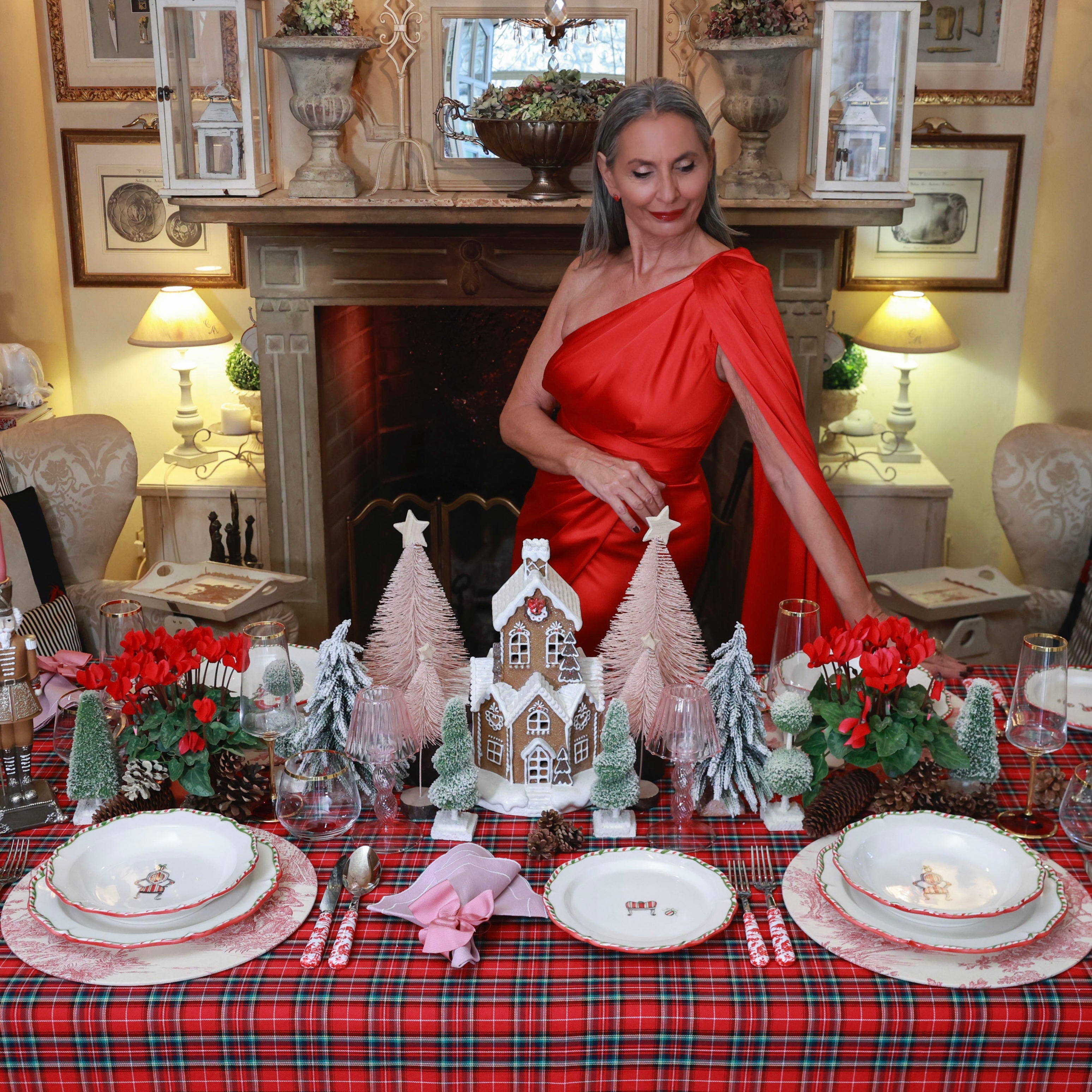 SET DI 4 POSATE “TOILE DE JOUY ROSSO”